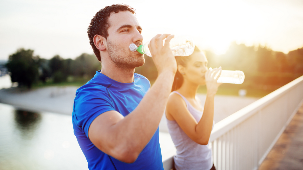 Does Sparkling Water Hydrate You? Soda Sense